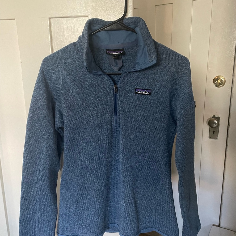 Patagonia Women's 1/4 Zip Pullover in Blue